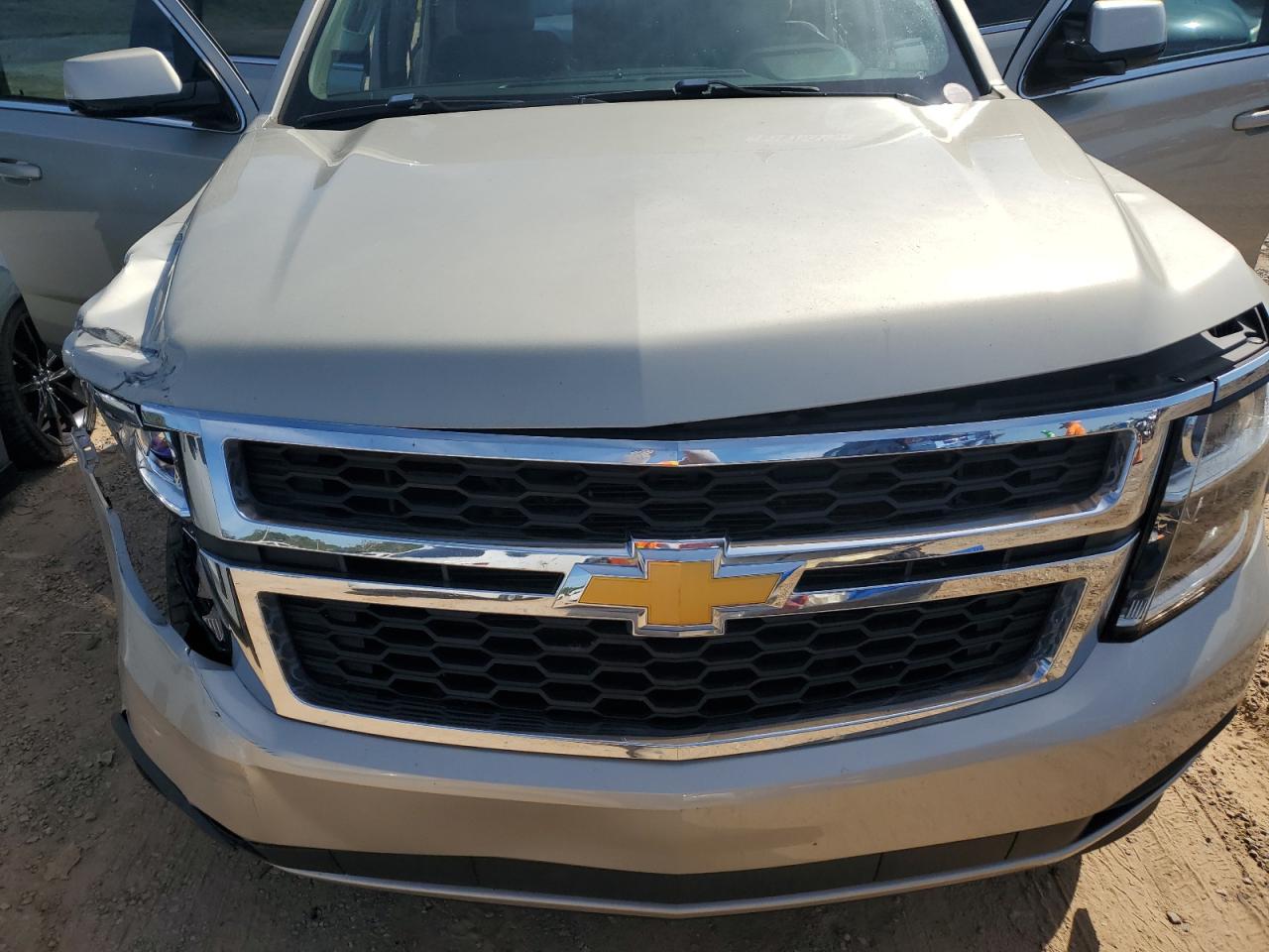 CHEVROLET TAHOE C1500 LS