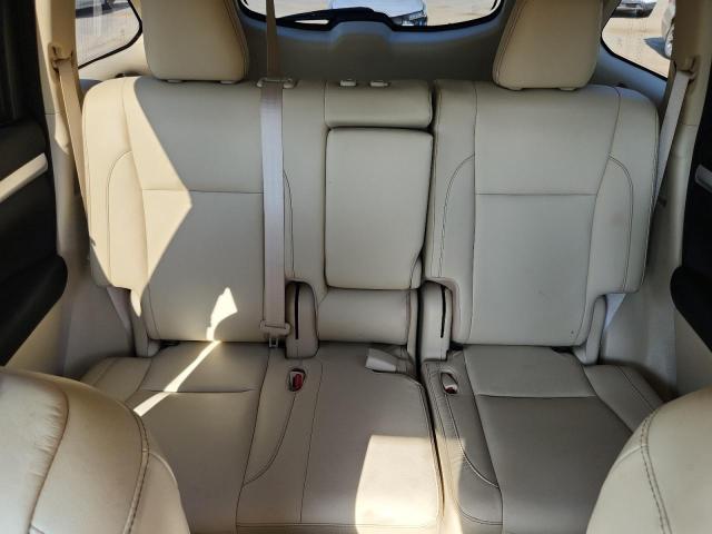 2018 TOYOTA HIGHLANDER SE 5TDKZRFH1JS276671