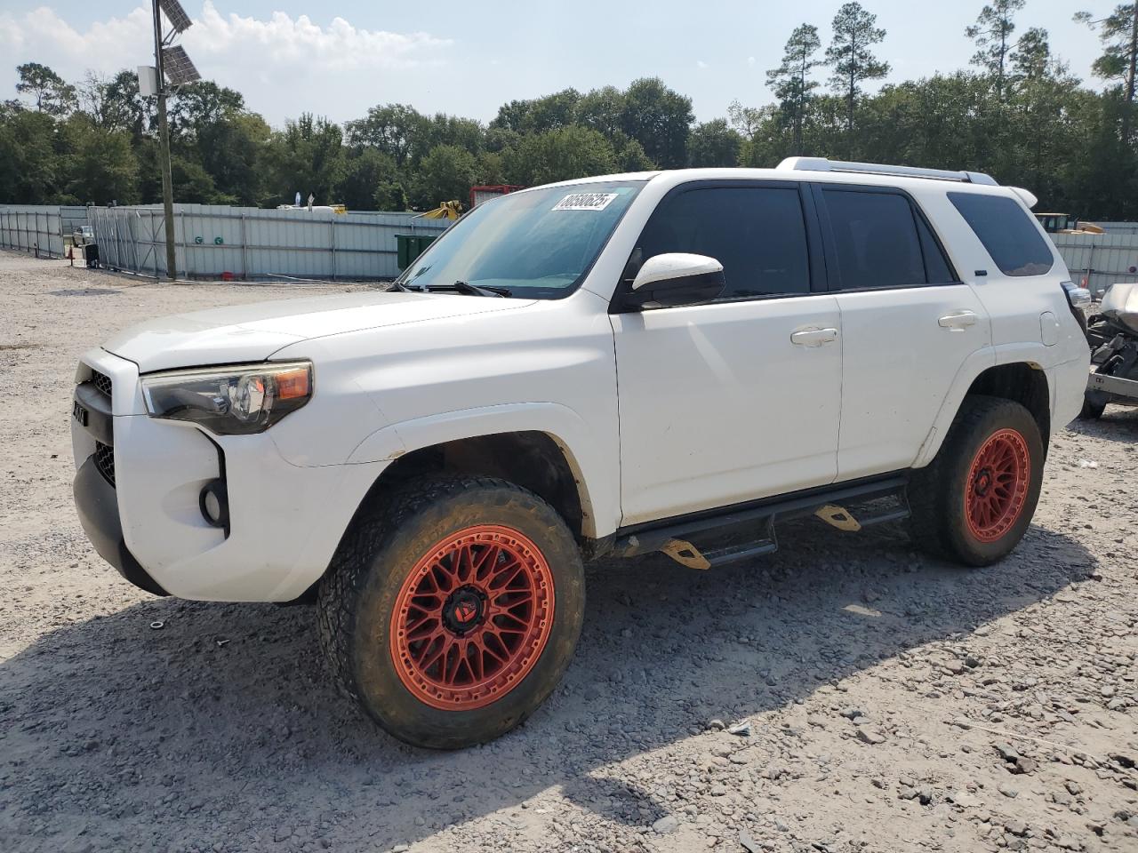 TOYOTA 4RUNNER SR5