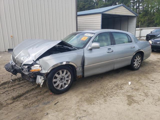 LINCOLN TOWN CAR S
