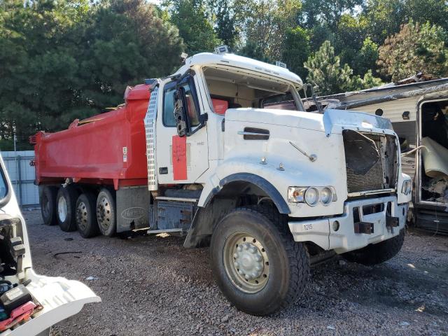 Global Auto Auctions: 2019 VOLVO VHD