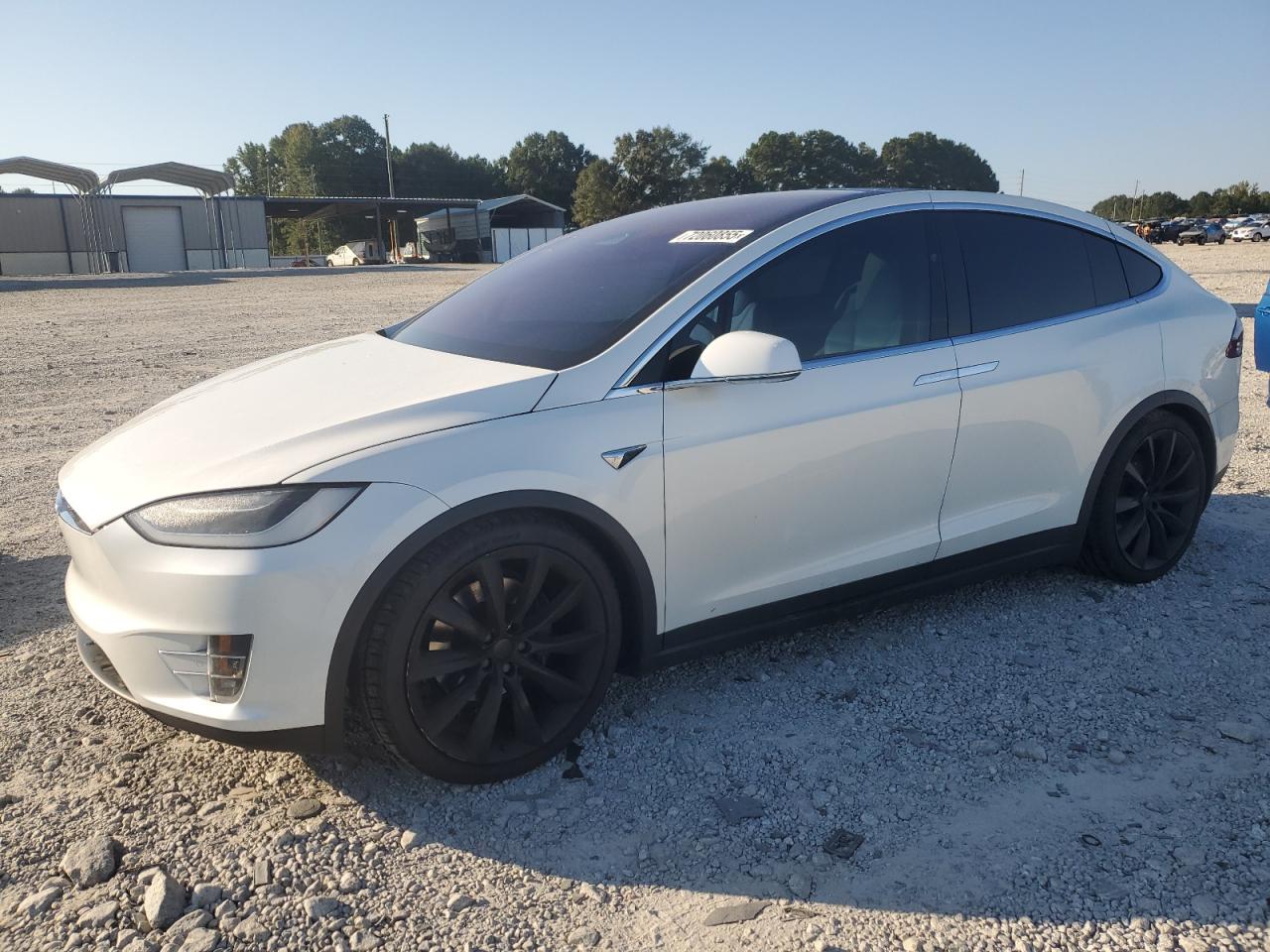 TESLA MODEL X