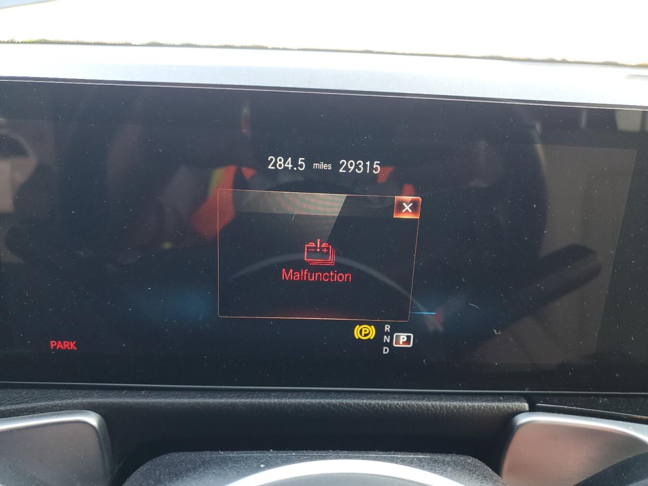 MERCEDES-BENZ EQB 300 4MATIC