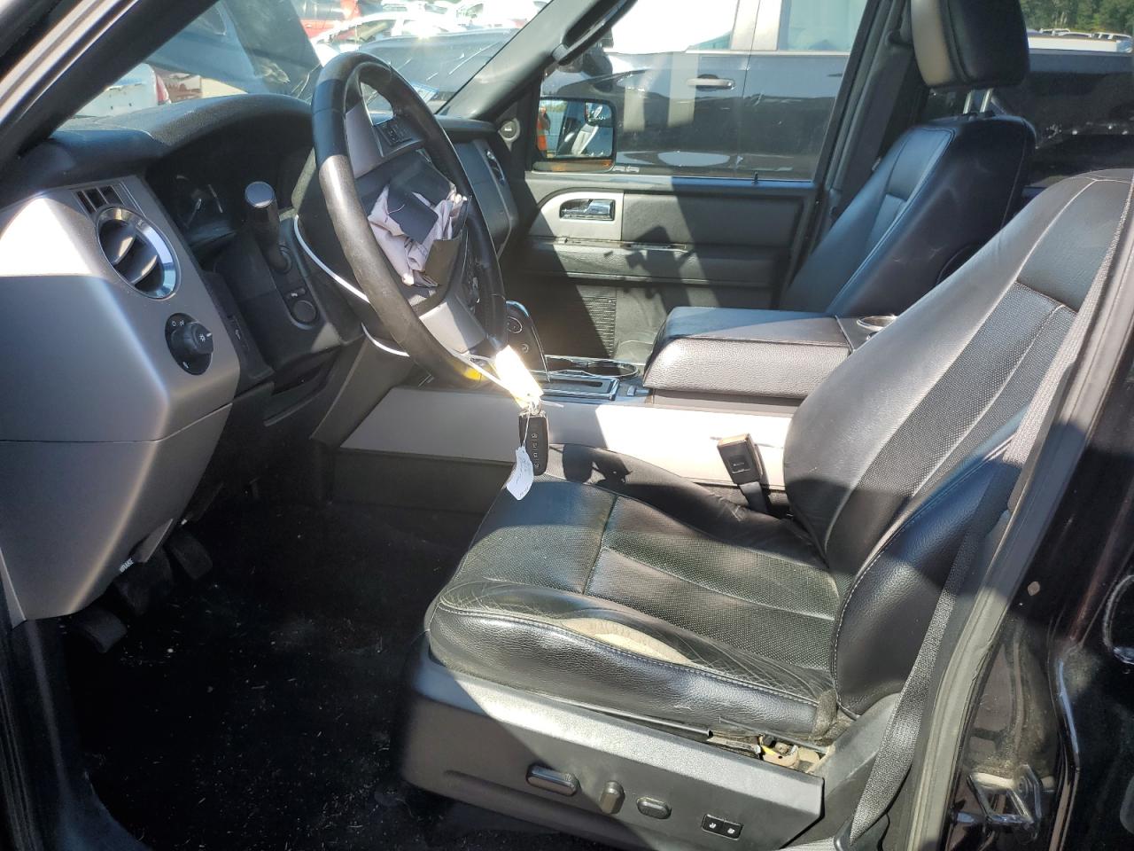 FORD EXPEDITION LIMITED