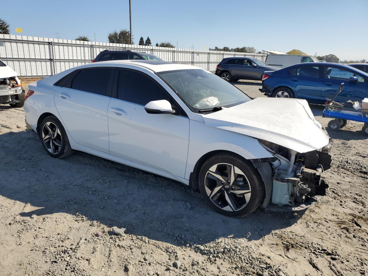 HYUNDAI ELANTRA LIMITED