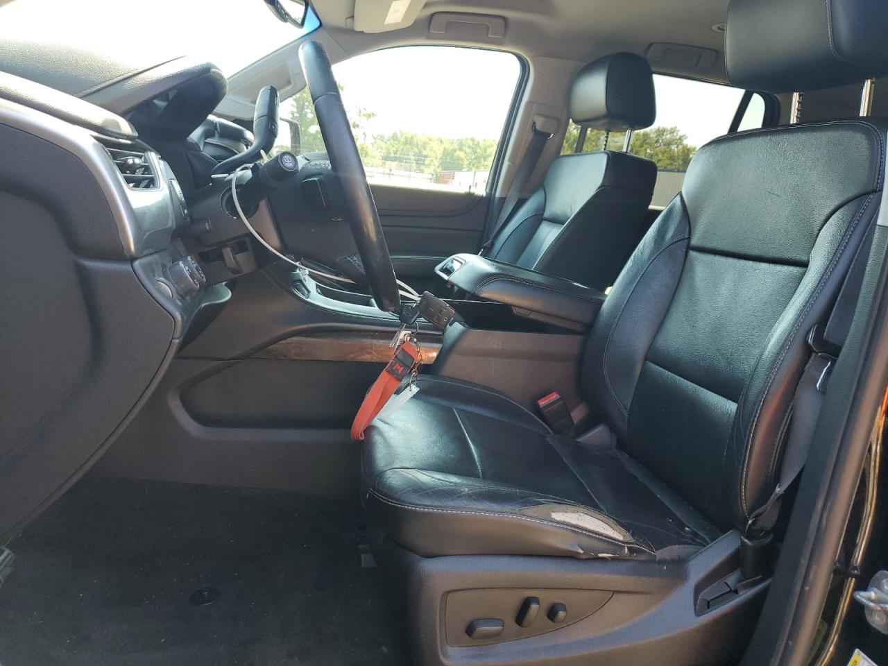 CHEVROLET TAHOE K1500 LT