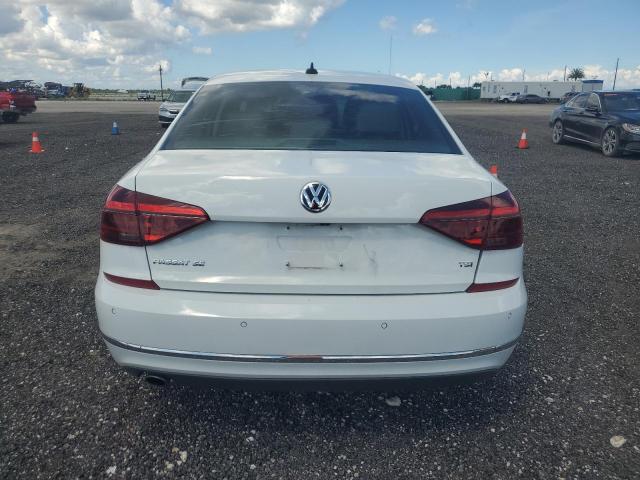 2017 VOLKSWAGEN PASSAT SE - 1VWGT7A32HC063468