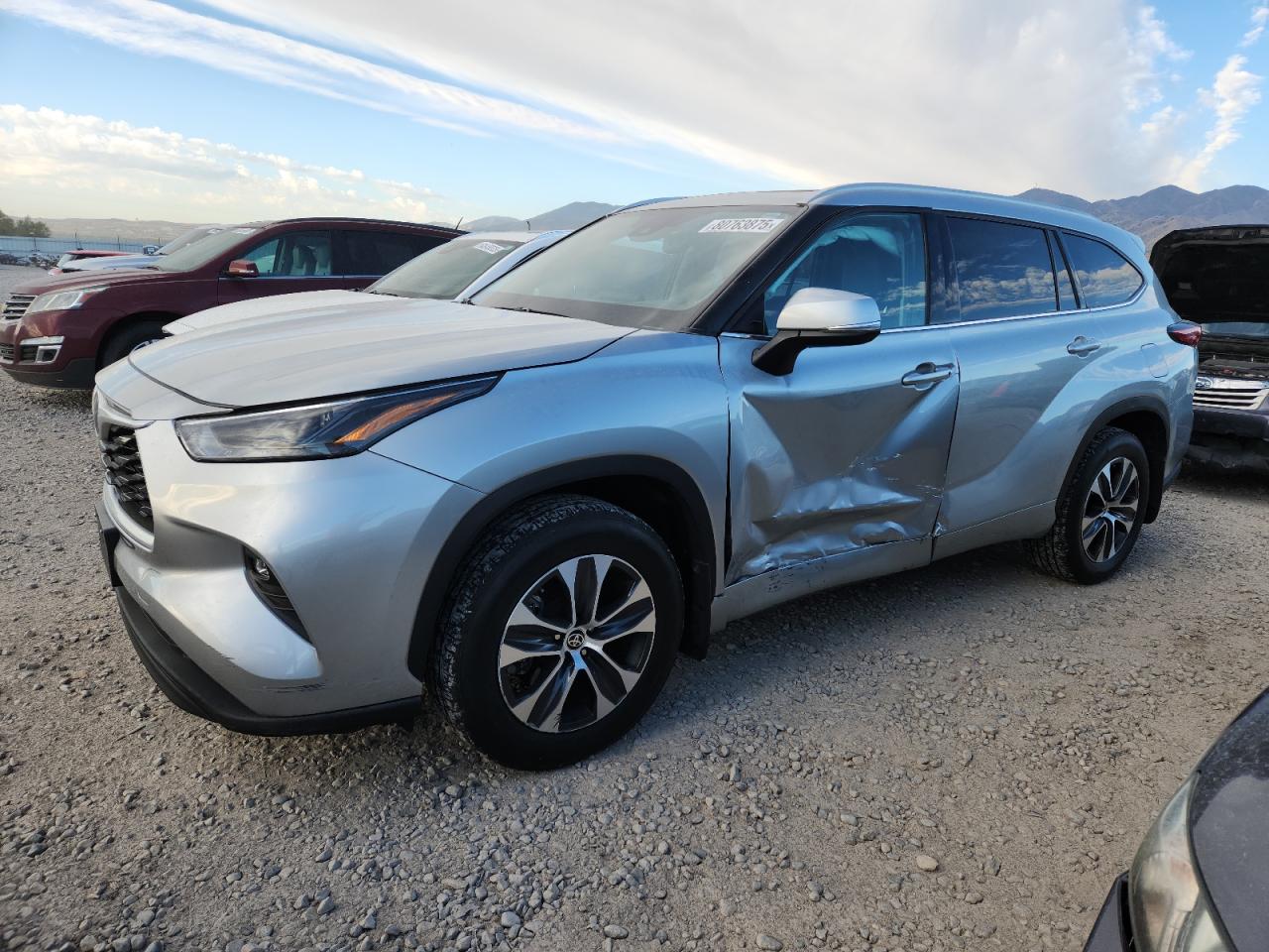 TOYOTA HIGHLANDER XLE