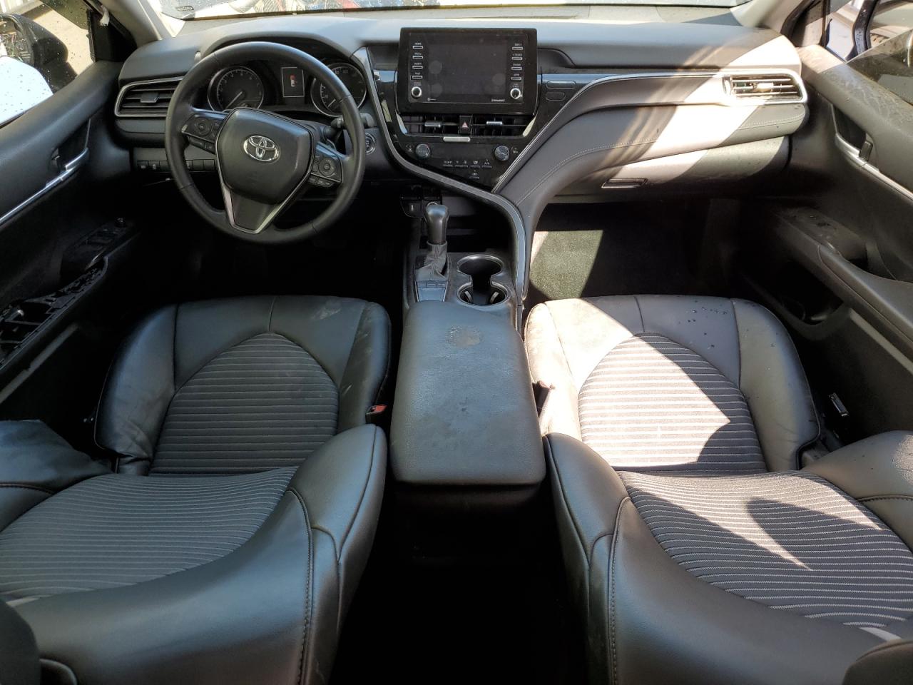 TOYOTA CAMRY SE NIGHT SHADE