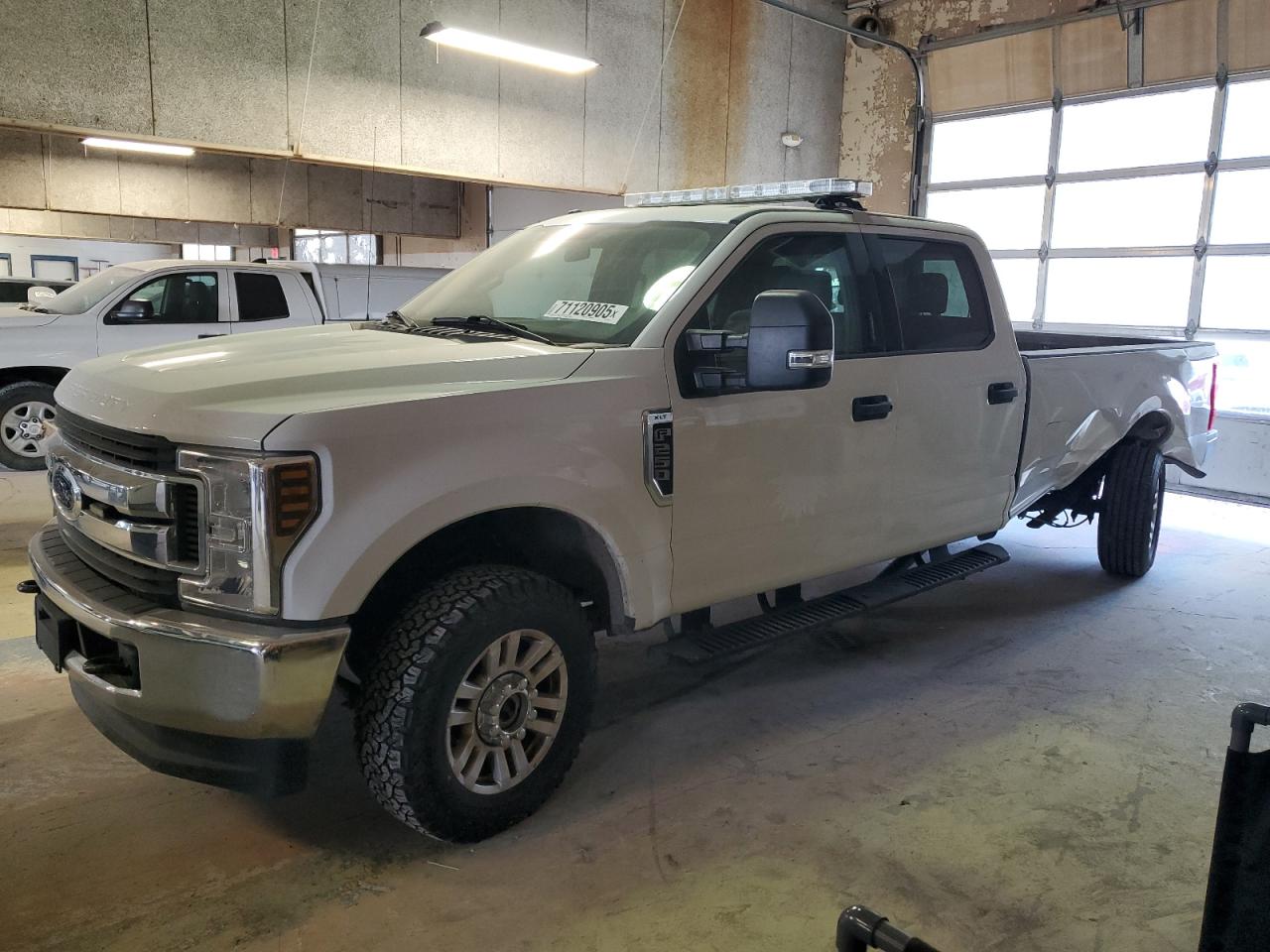 FORD F-250 SUPER DUTY