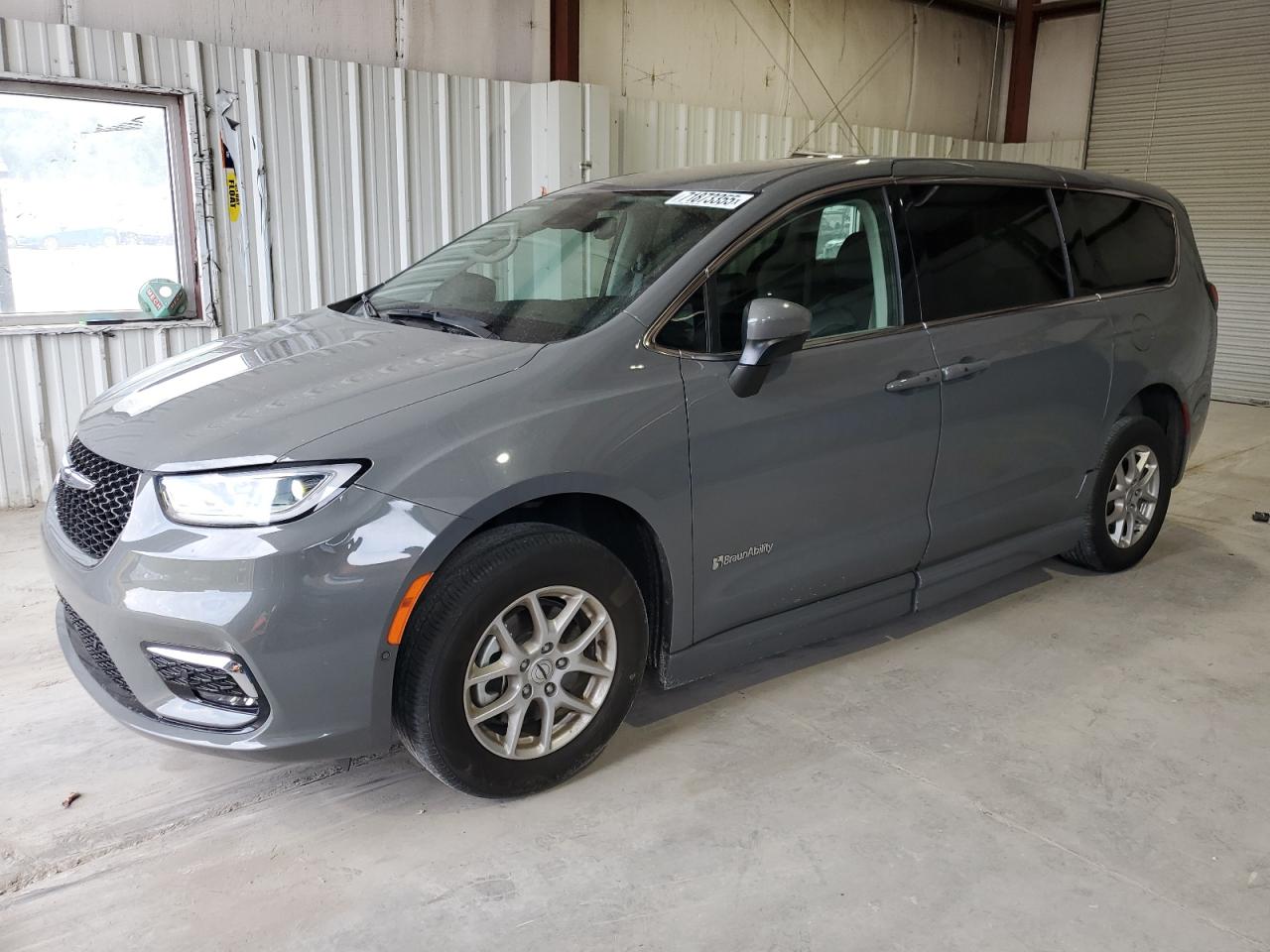 CHRYSLER PACIFICA TOURING L