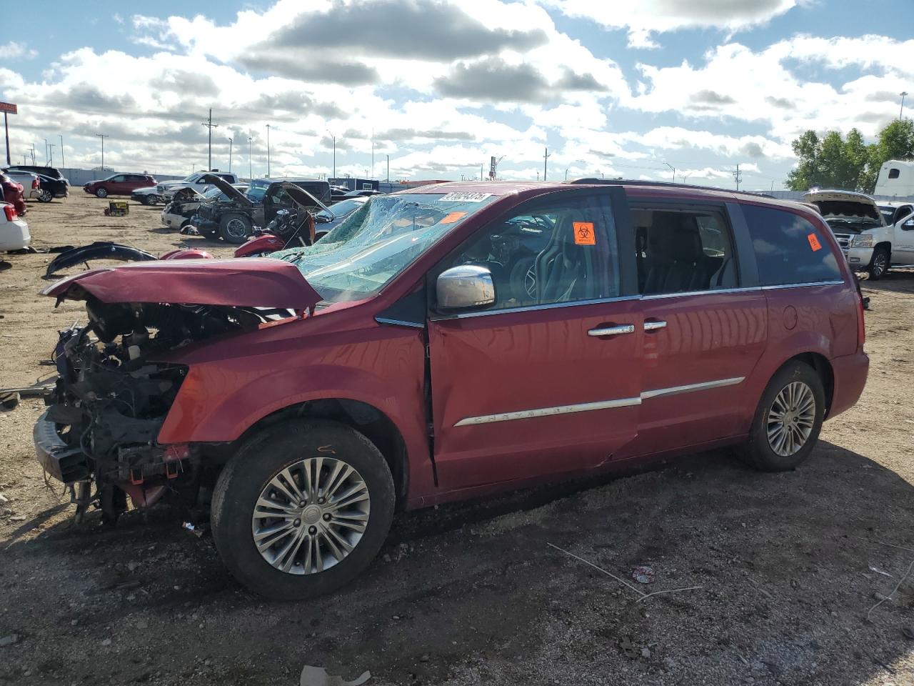 CHRYSLER TOWN & COUNTRY TOURING L