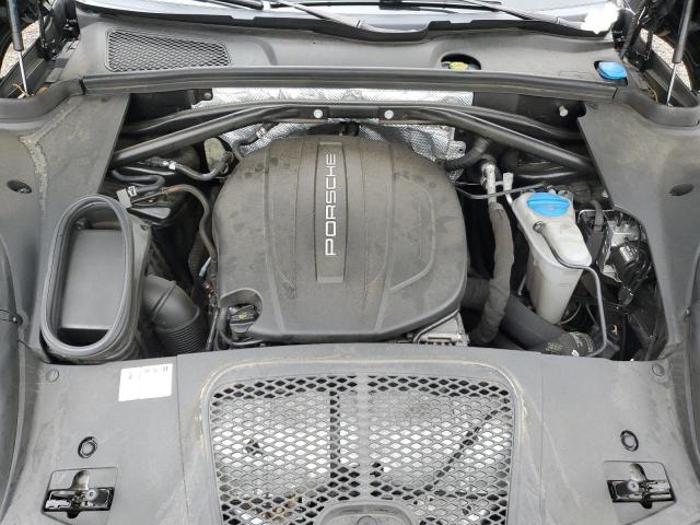 2017 PORSCHE MACAN WP1AA2A58HLB06972