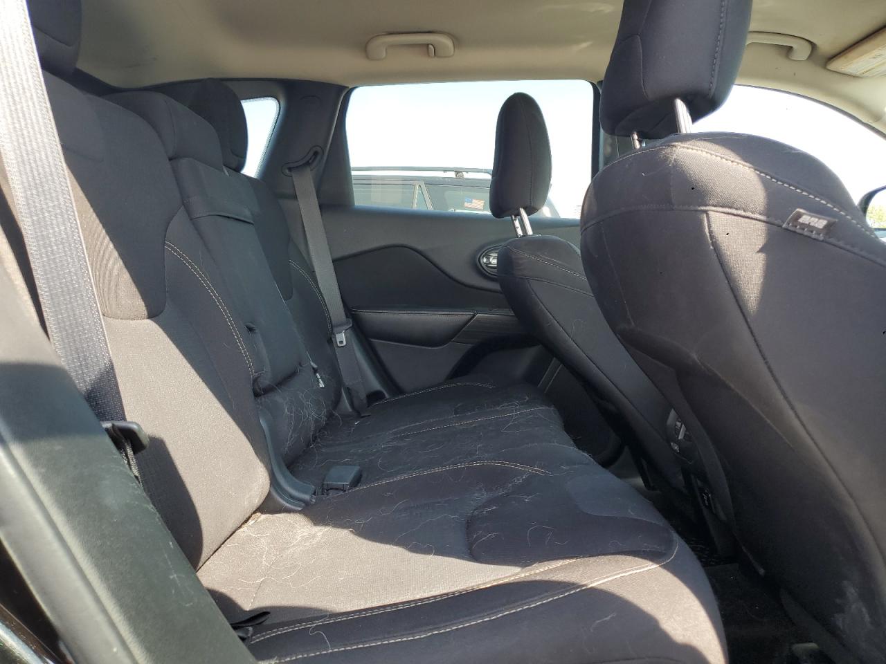 JEEP GRAND CHEROKEE LATITUDE