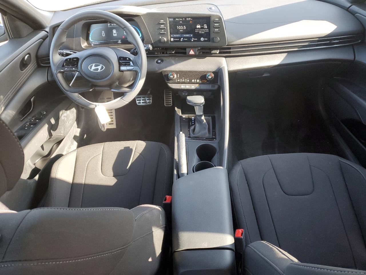 HYUNDAI ELANTRA SEL SPORT