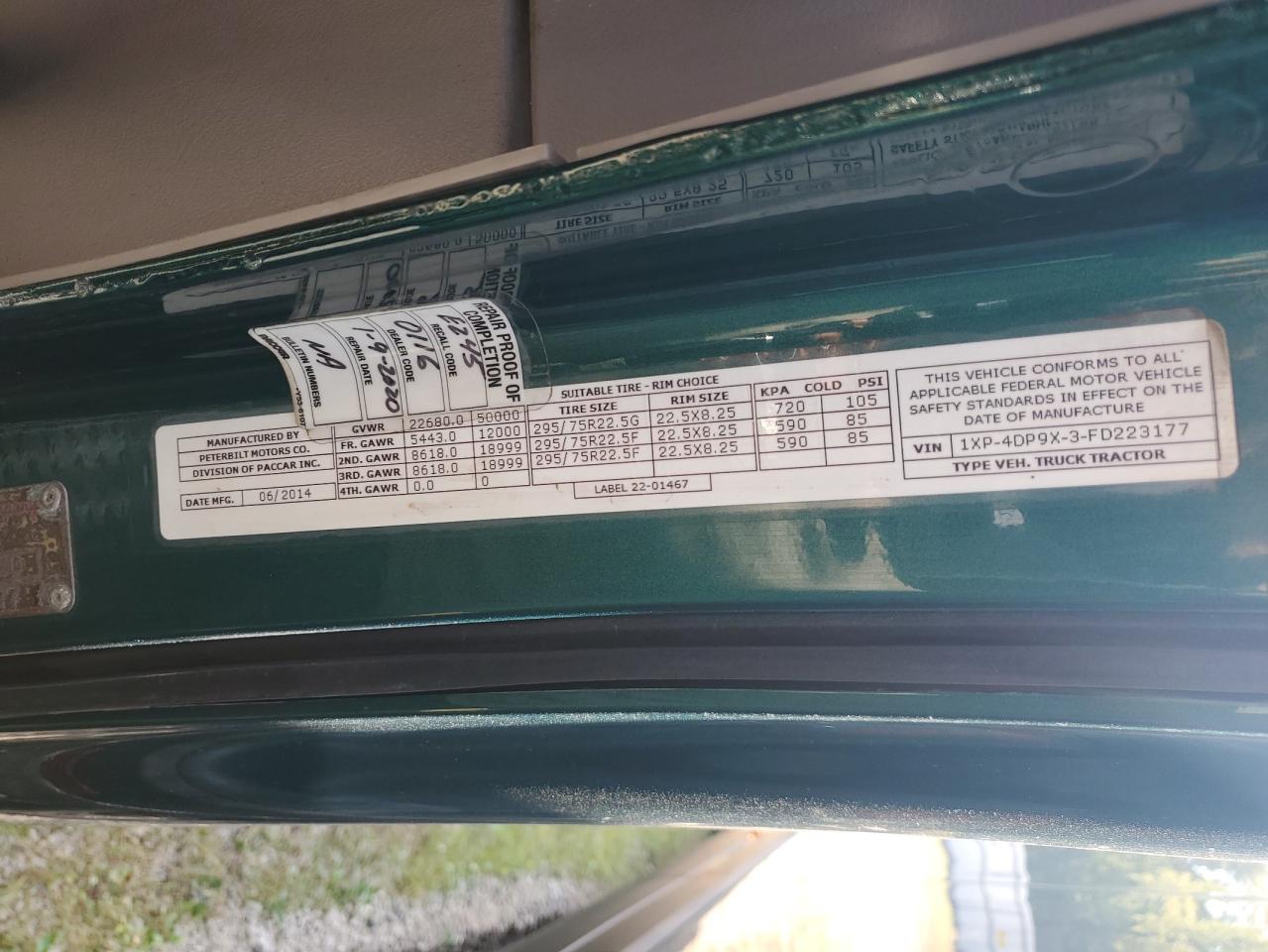 Lot #3245249609 2015 PETERBILT 587