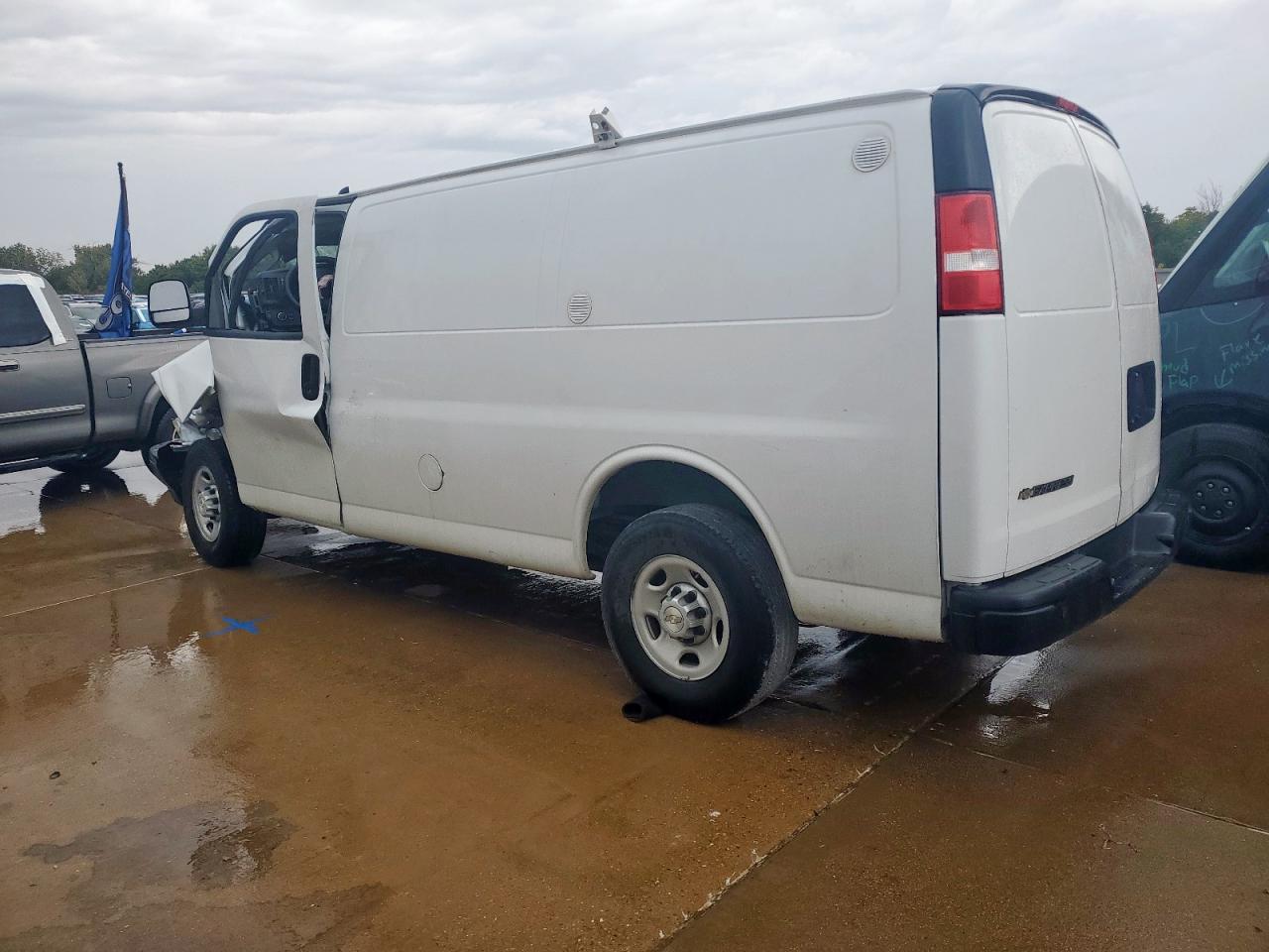 CHEVROLET EXPRESS G2500