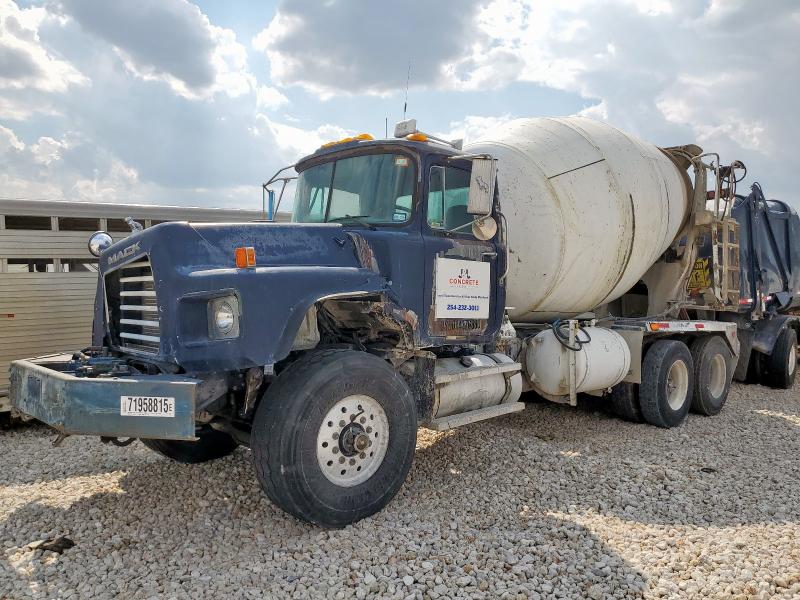 2005 MACK CONCRETE F #3305436440