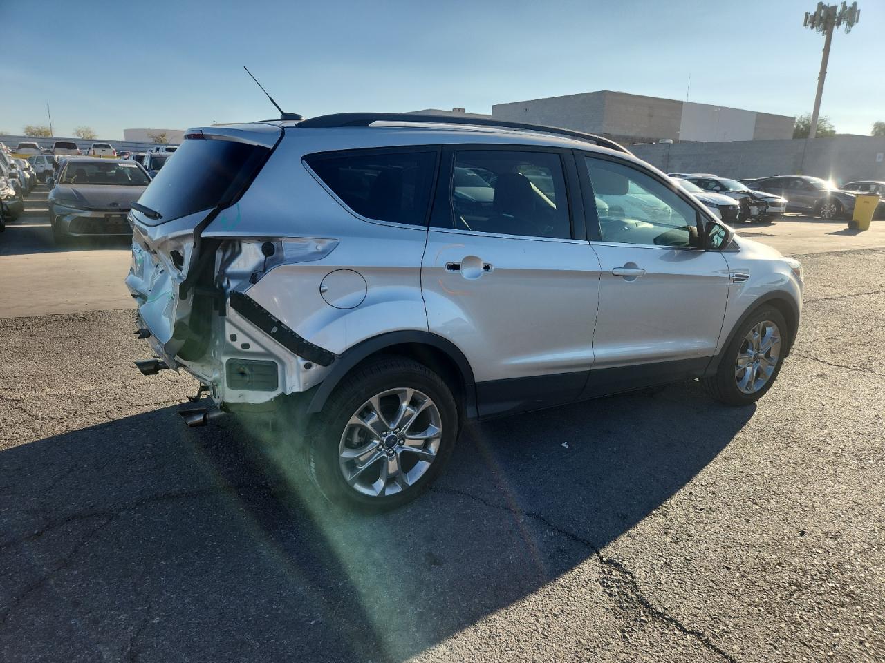 FORD ESCAPE SE
