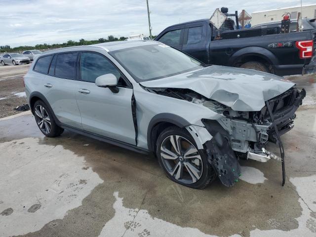 2025 VOLVO V60 CROSS COUNTRY PLUS YV4L12WK4S2149787