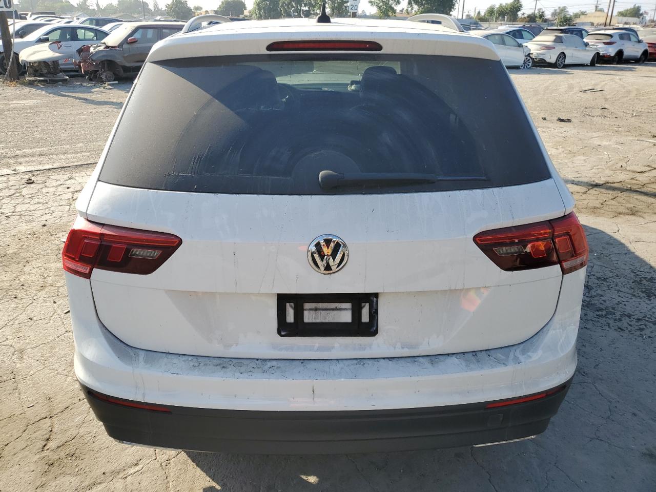 VOLKSWAGEN TIGUAN SE