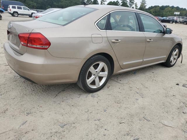 2015 VOLKSWAGEN PASSAT S 1VWAT7A36FC075688