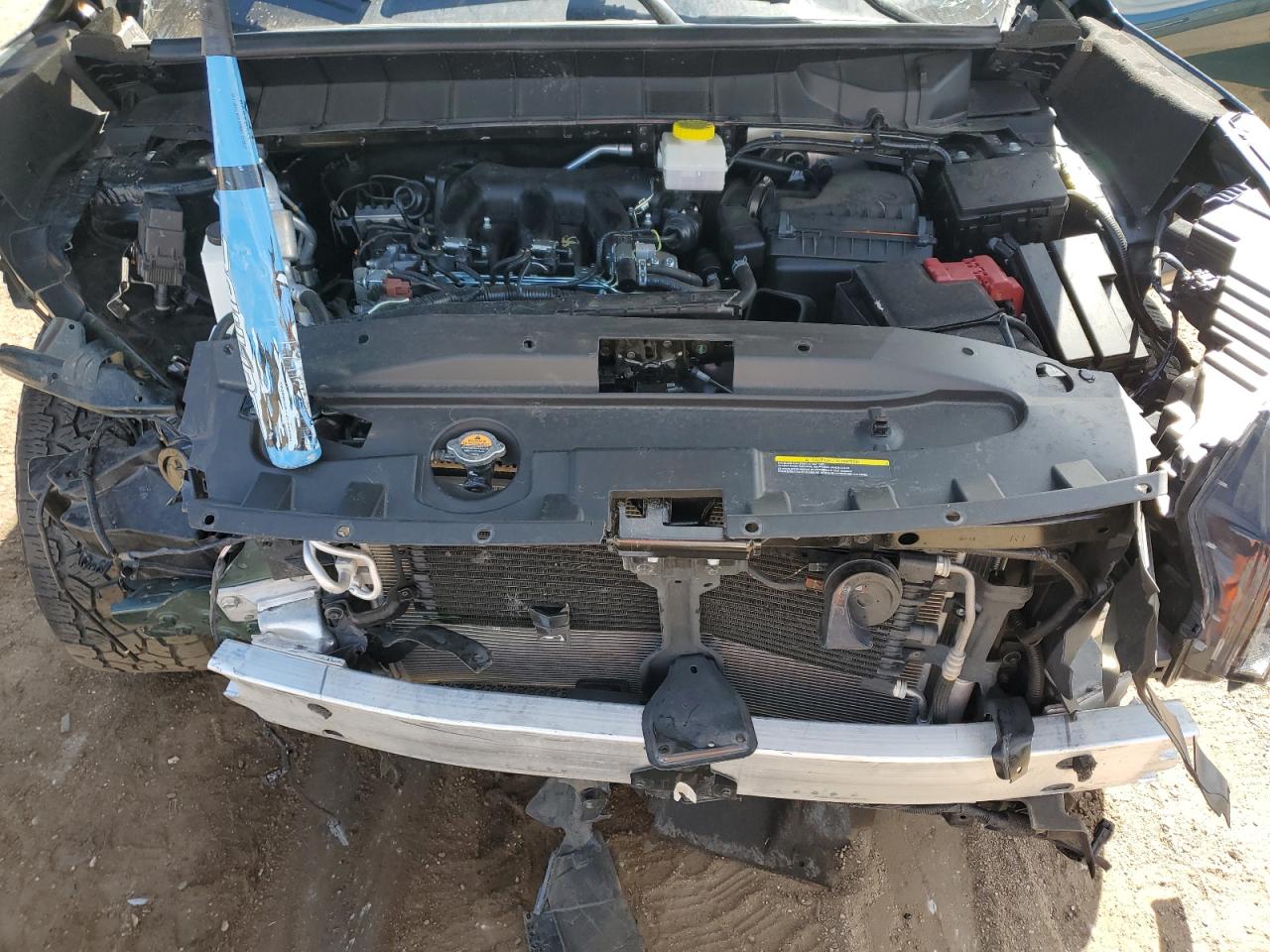 NISSAN PATHFINDER SV