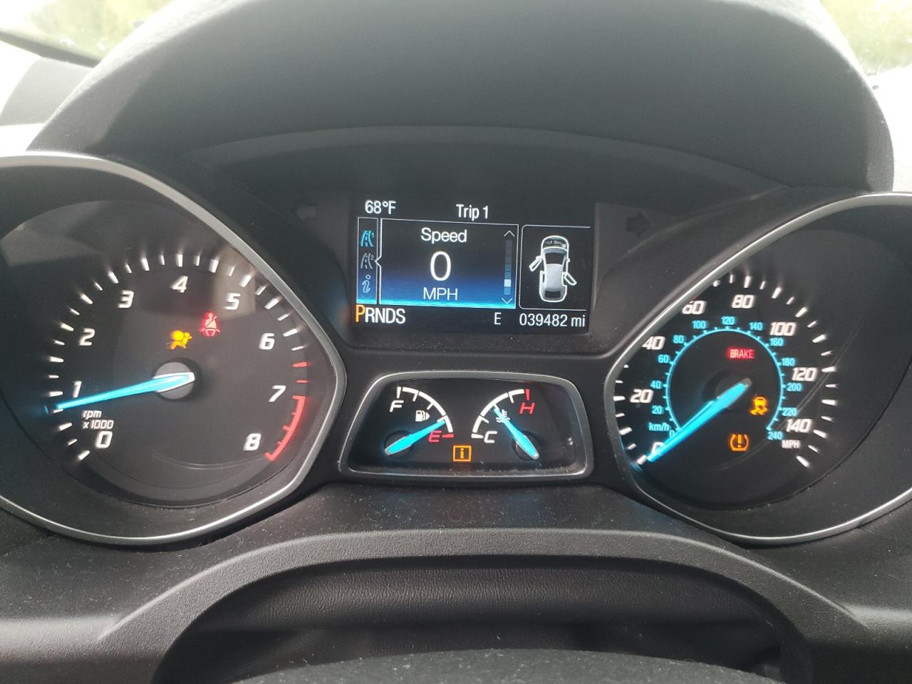 FORD ESCAPE TITANIUM