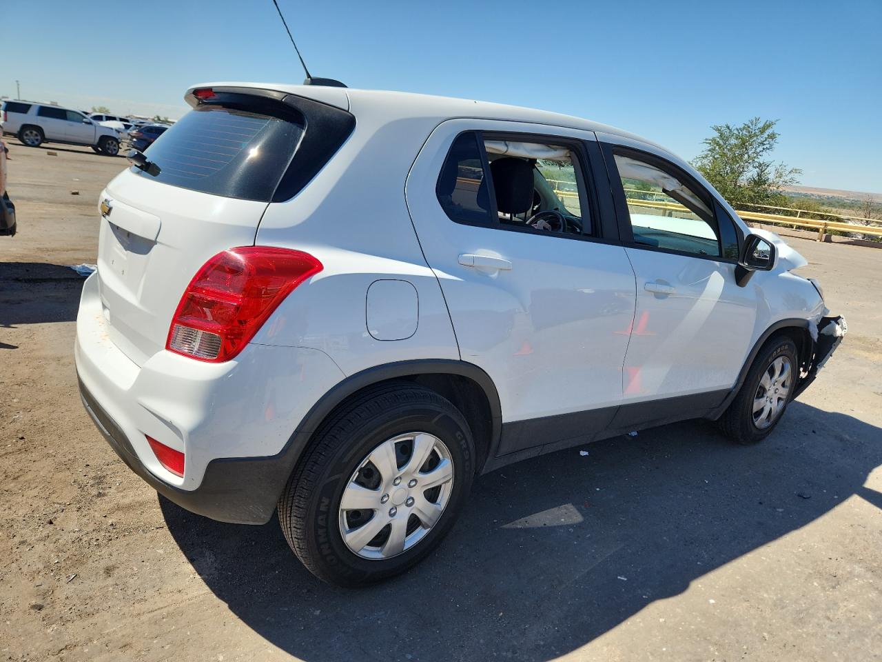 CHEVROLET TRAX LS