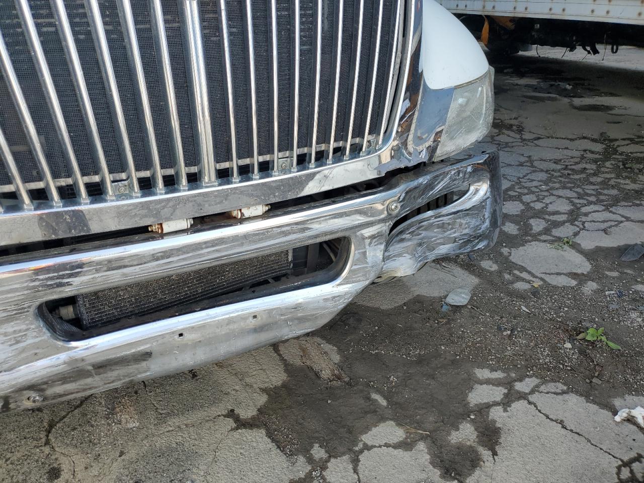 Lot #3305273335 2011 INTERNATIONAL 4000 4300