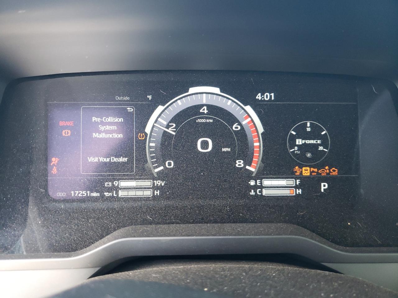 TOYOTA TUNDRA CREWMAX LIMITED