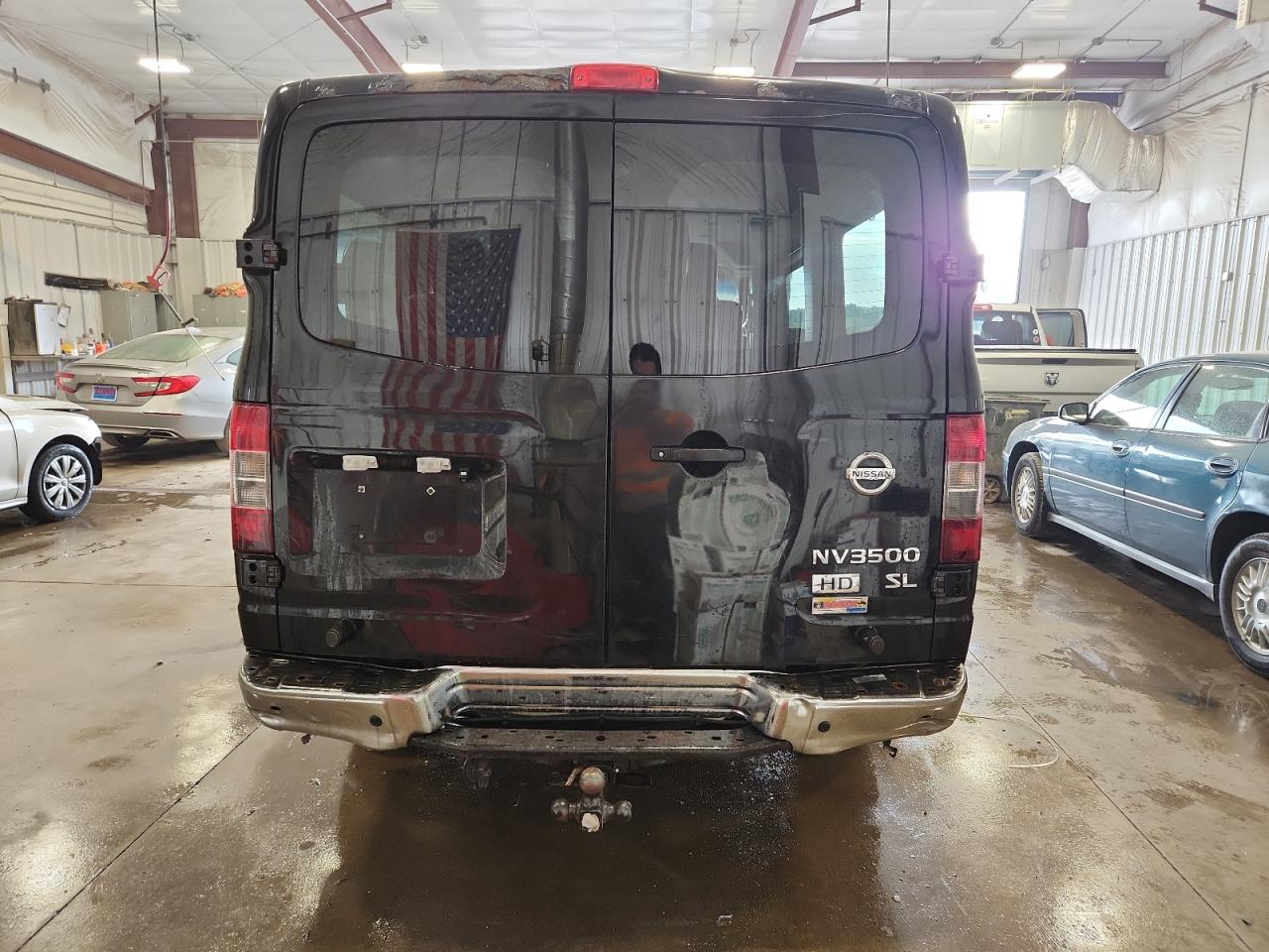 NISSAN NV3500 3500 S