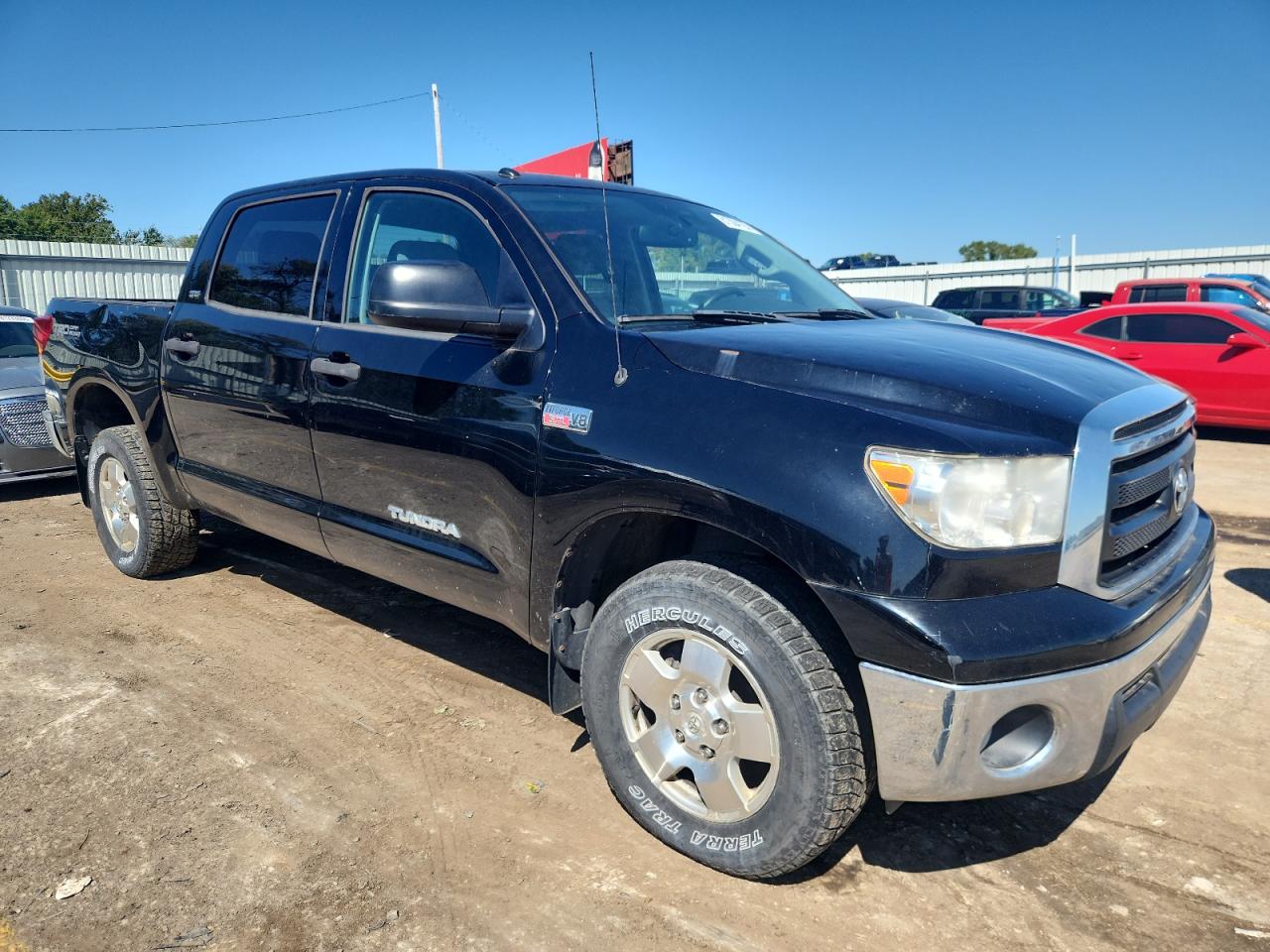 TOYOTA TUNDRA CREWMAX SR5