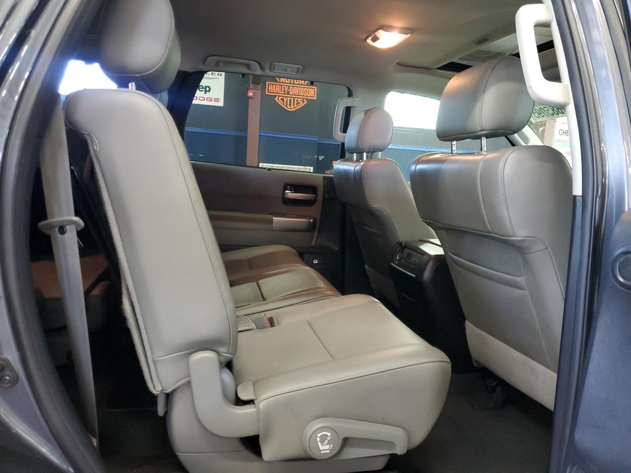 TOYOTA SEQUOIA LIMITED