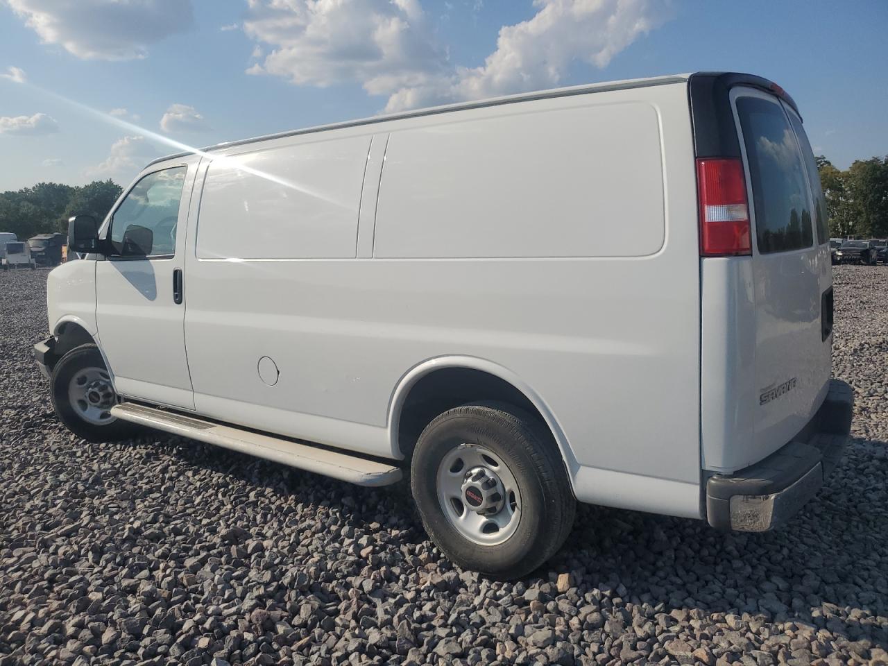 GMC SAVANA G2500