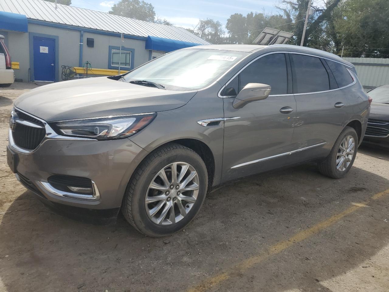 BUICK ENCLAVE ESSENCE