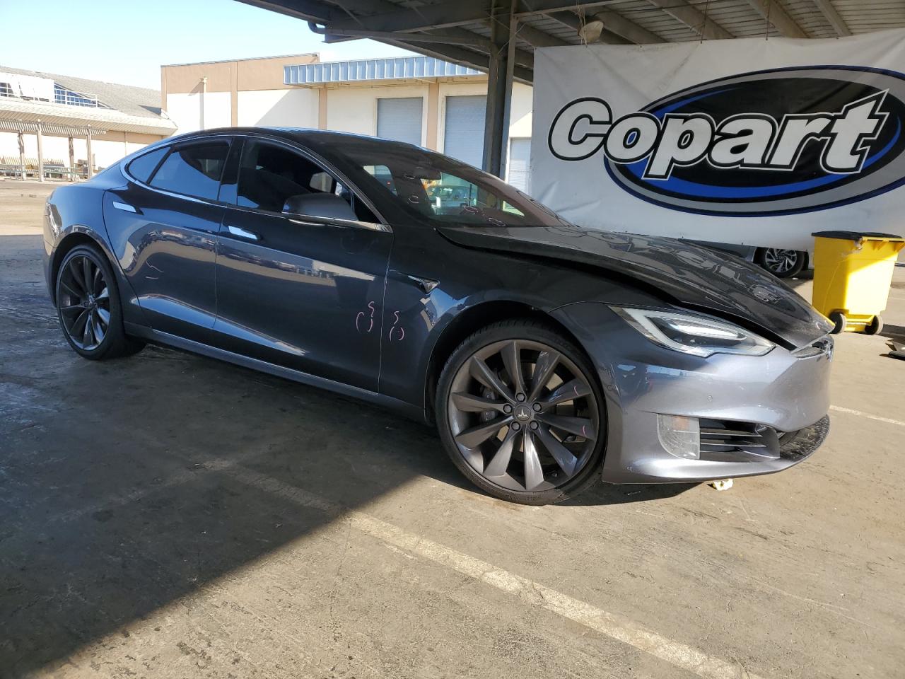 TESLA MODEL S