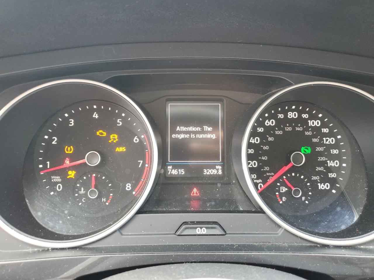 VOLKSWAGEN TIGUAN SE