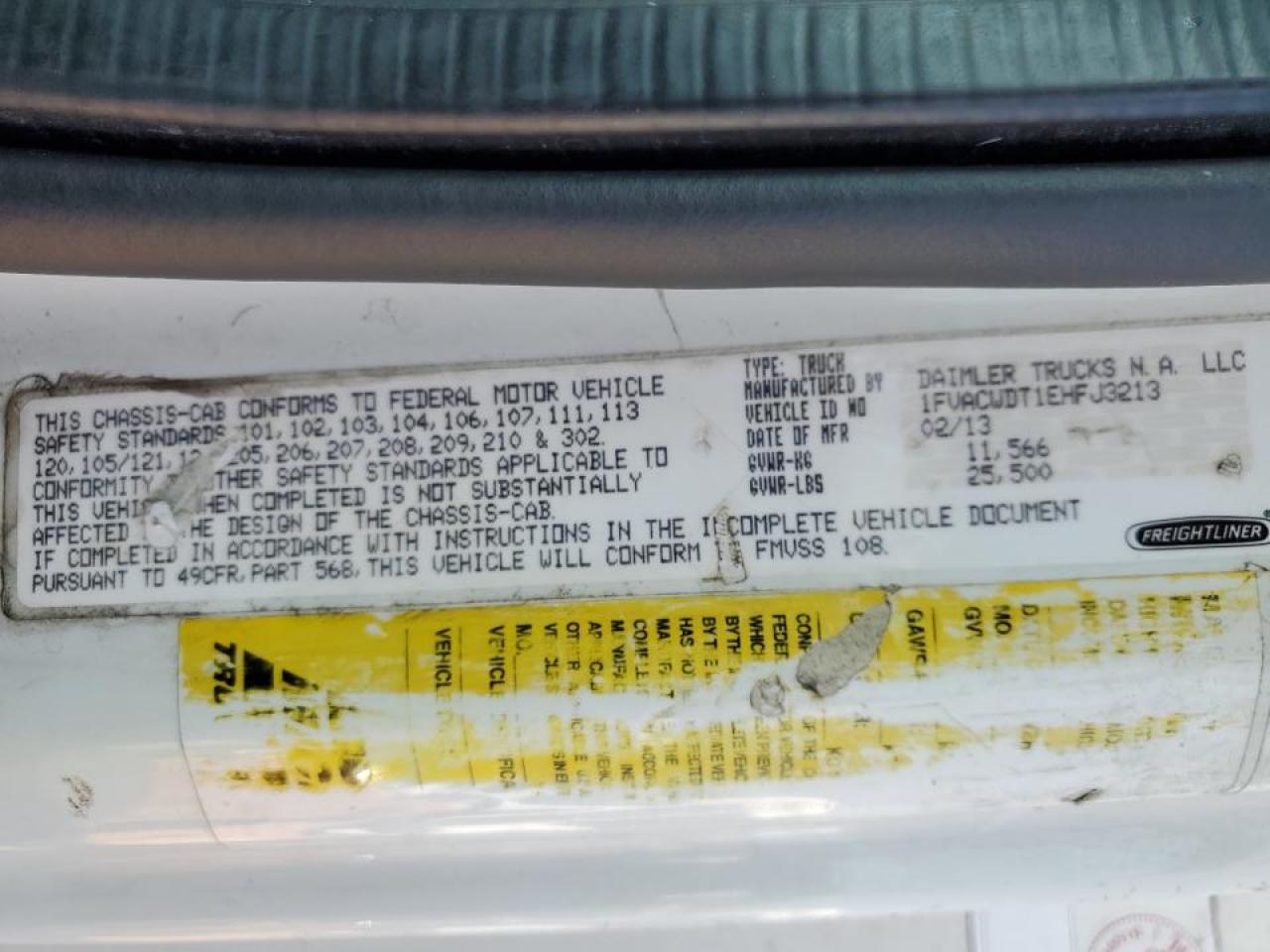 Lot #3292300286 2014 FREIGHTLINER M2 106 MED