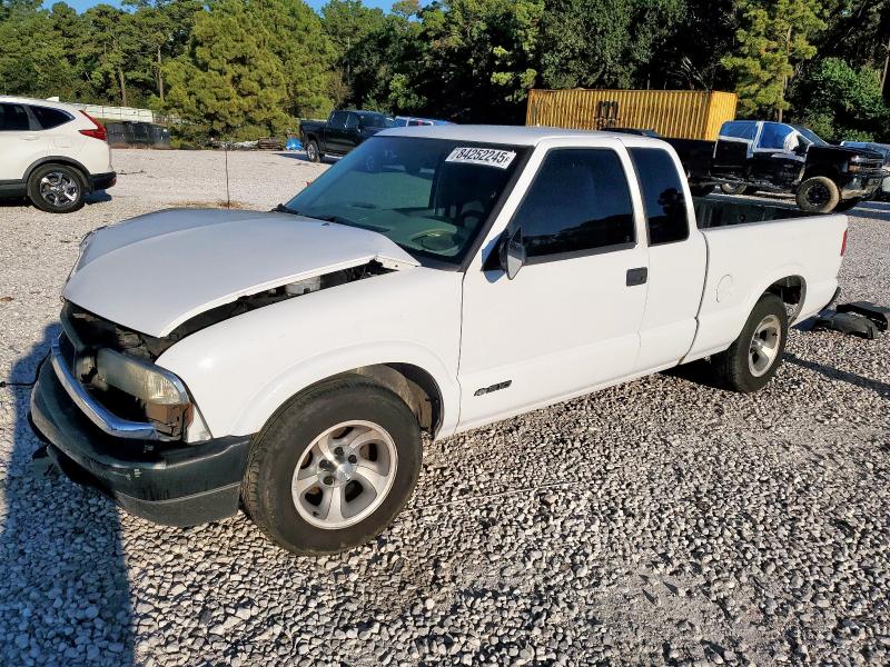 Global Auto Auctions: 2000 CHEVROLET S TRUCK S1