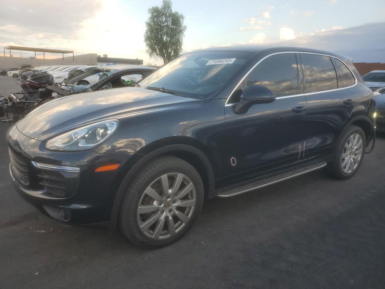 PORSCHE CAYENNE