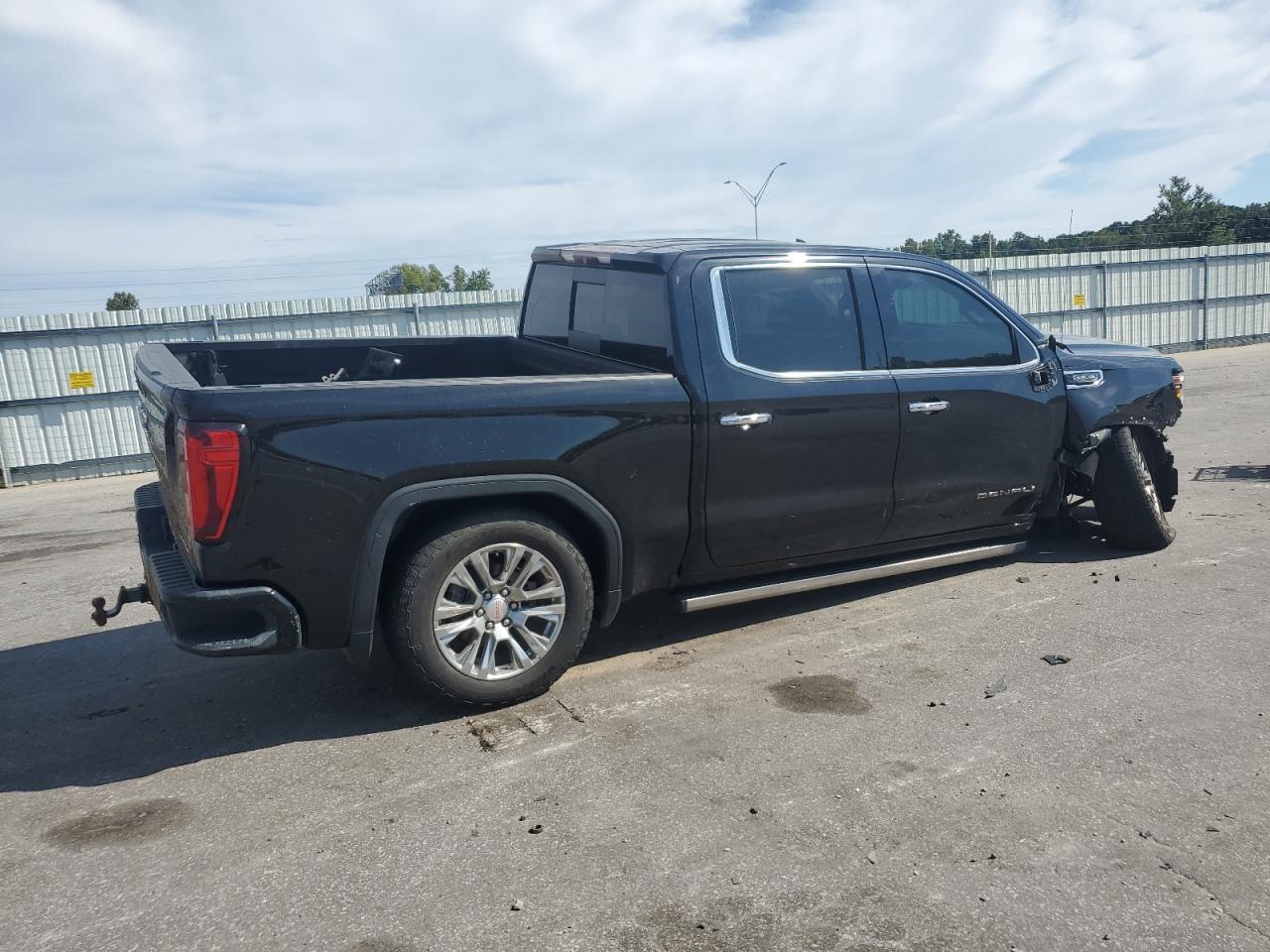 GMC SIERRA 1500 K1500 DENALI