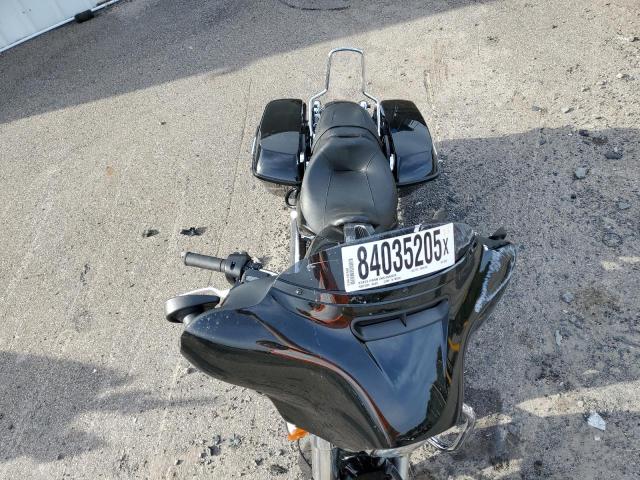 2022 HARLEY-DAVIDSON FLHX 1HD1KBC18NB650297
