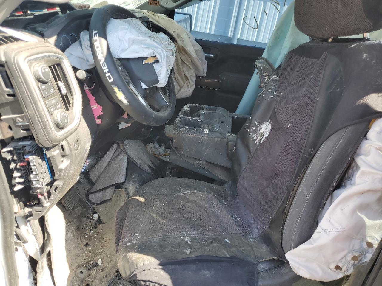 CHEVROLET SILVERADO K1500 LT