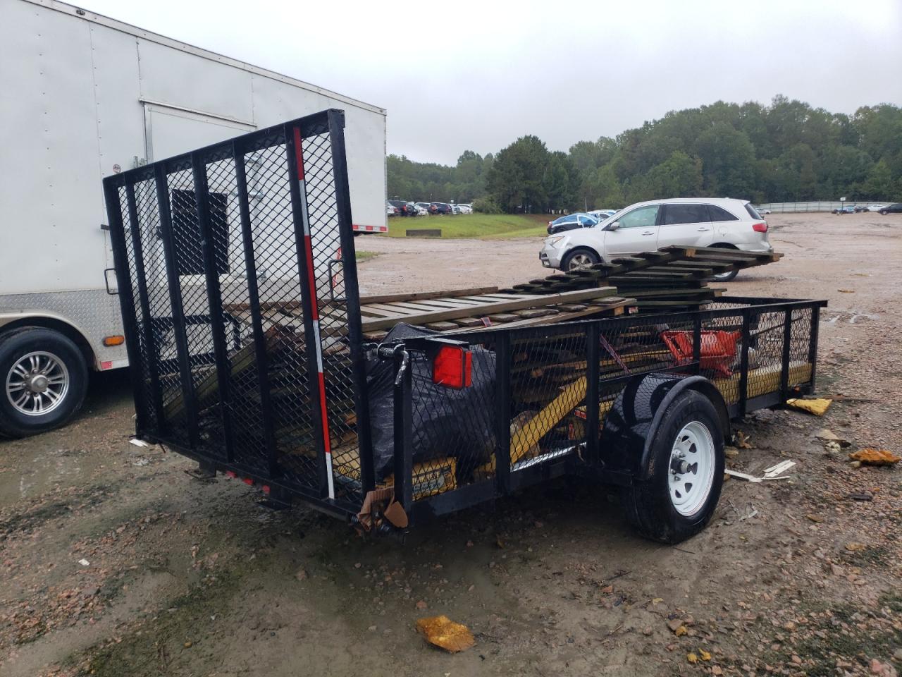 Lot #3247751247 2024 CARRY-ON UNKNOWN