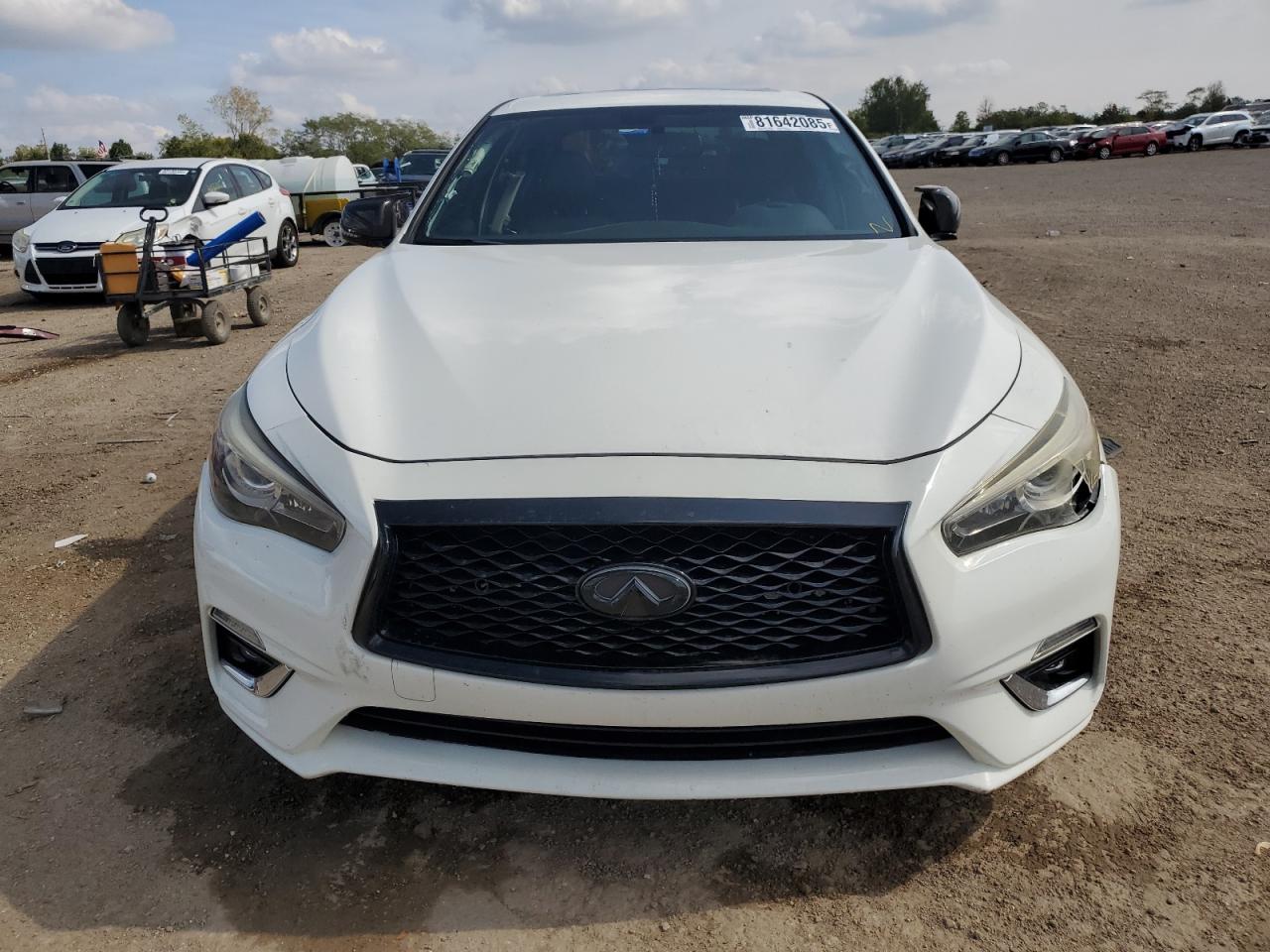 INFINITI Q50 LUXE