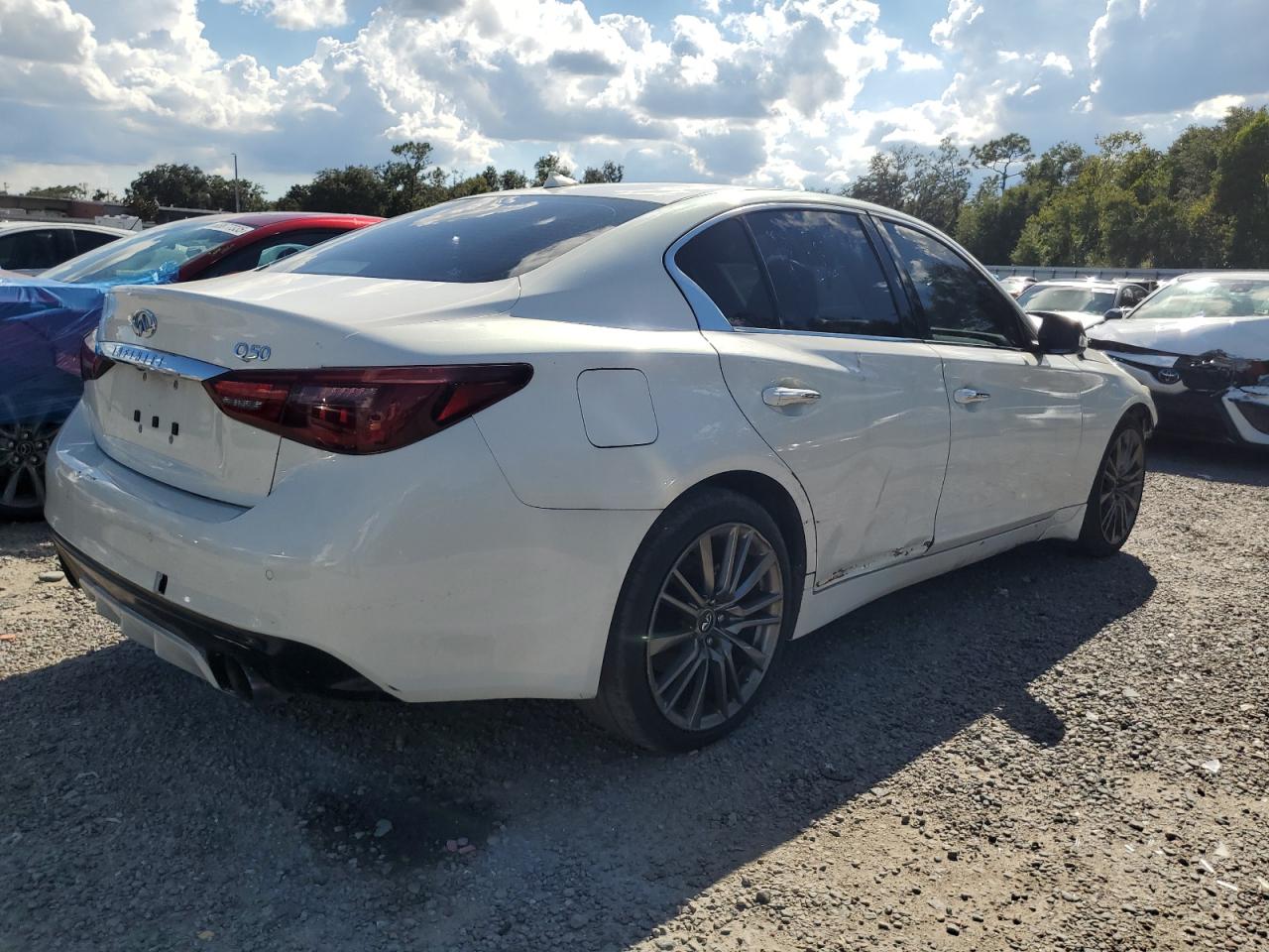 INFINITI Q50 BASE