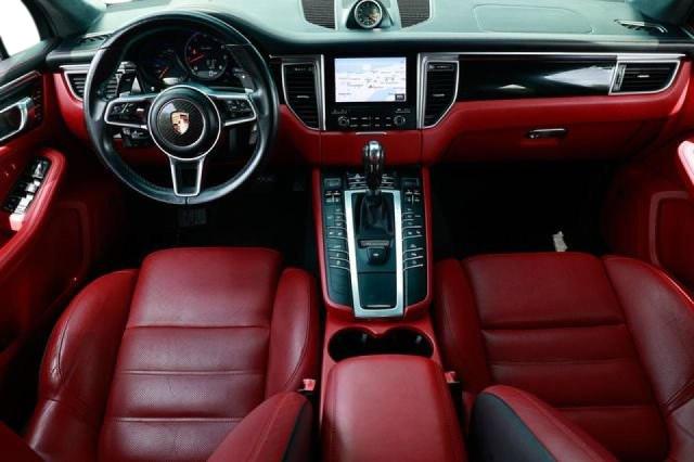 2017 PORSCHE MACAN TURB WP1AF2A56HLB60742
