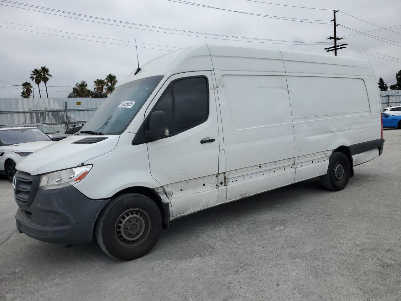 MERCEDES-BENZ SPRINTER 2500
