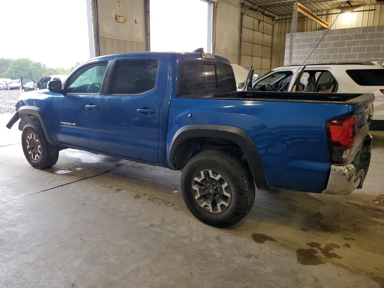 TOYOTA TACOMA DOUBLE CAB